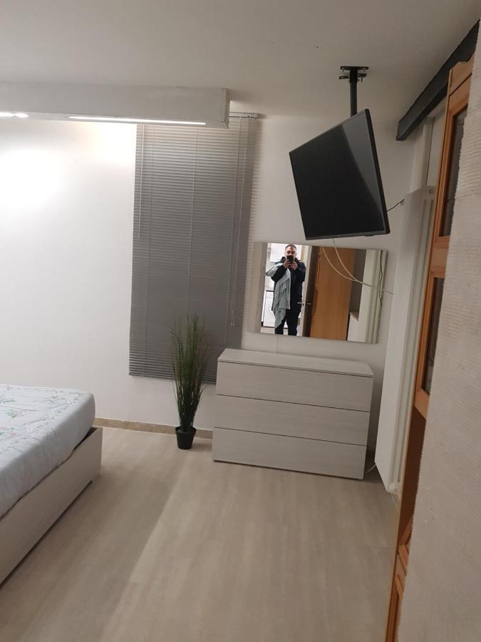 Massaro Apartments Via Bramante Pescara Eksteriør billede